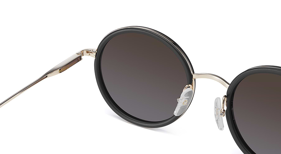 Das Bild zeigt die Sonnenbrille ALMAGRO von der Marke Etnia Barcelona in schwarz.
